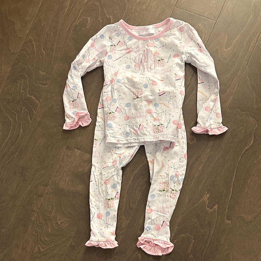 ‘Jmj’ monogram birthday Pajama Set